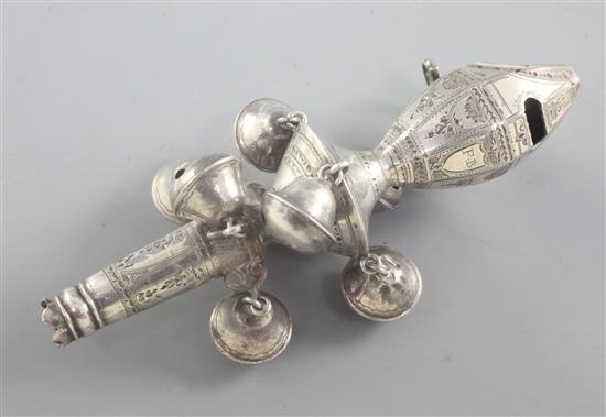 A George III silver childs rattle, 11cm.